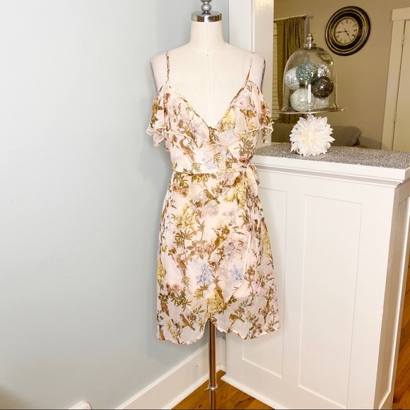 Band of Gypsies Ruffle Cold Shoulder Wrap Dress Pink Floral Pink NWT - Picture 5 of 9
